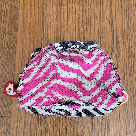 Girls Gift Set - Picture 7 of 12